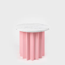 Görseli Galeri görüntüleyiciye yükleyin, Volume Alçak Sehpa, Pembe