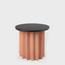 Görseli Galeri görüntüleyiciye yükleyin, Volume Alçak Sehpa, Somon