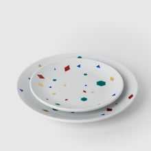 Görseli Galeri görüntüleyiciye yükleyin, Çini Yemek Tabağı, 25 cm