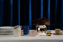 Görseli Galeri görüntüleyiciye yükleyin, Kubbe Büyük Kek Standı, Gümüş-Nikel Kaplamalı