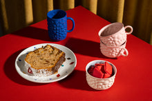 Görseli Galeri görüntüleyiciye yükleyin, Justine Kulpsuz Cappuccino Fincanı, Beyaz & Mavi